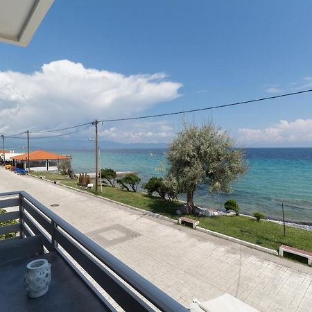 Ferienwohnung Golden Seaside 1 Nea Roda Exterior foto